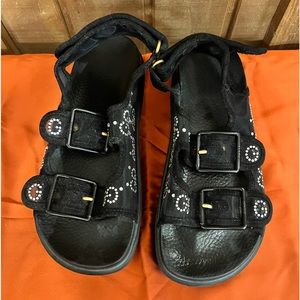 Black, shimmer Gucci, size 6 Sandals